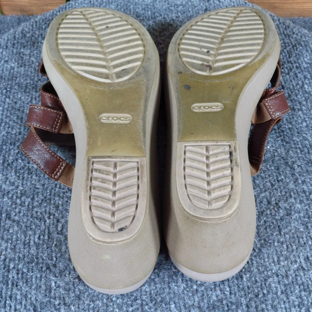 Crocs Leigh-Ann Women Wedge Sandal Size 11 Comfort Dress Brown Leather Strappy